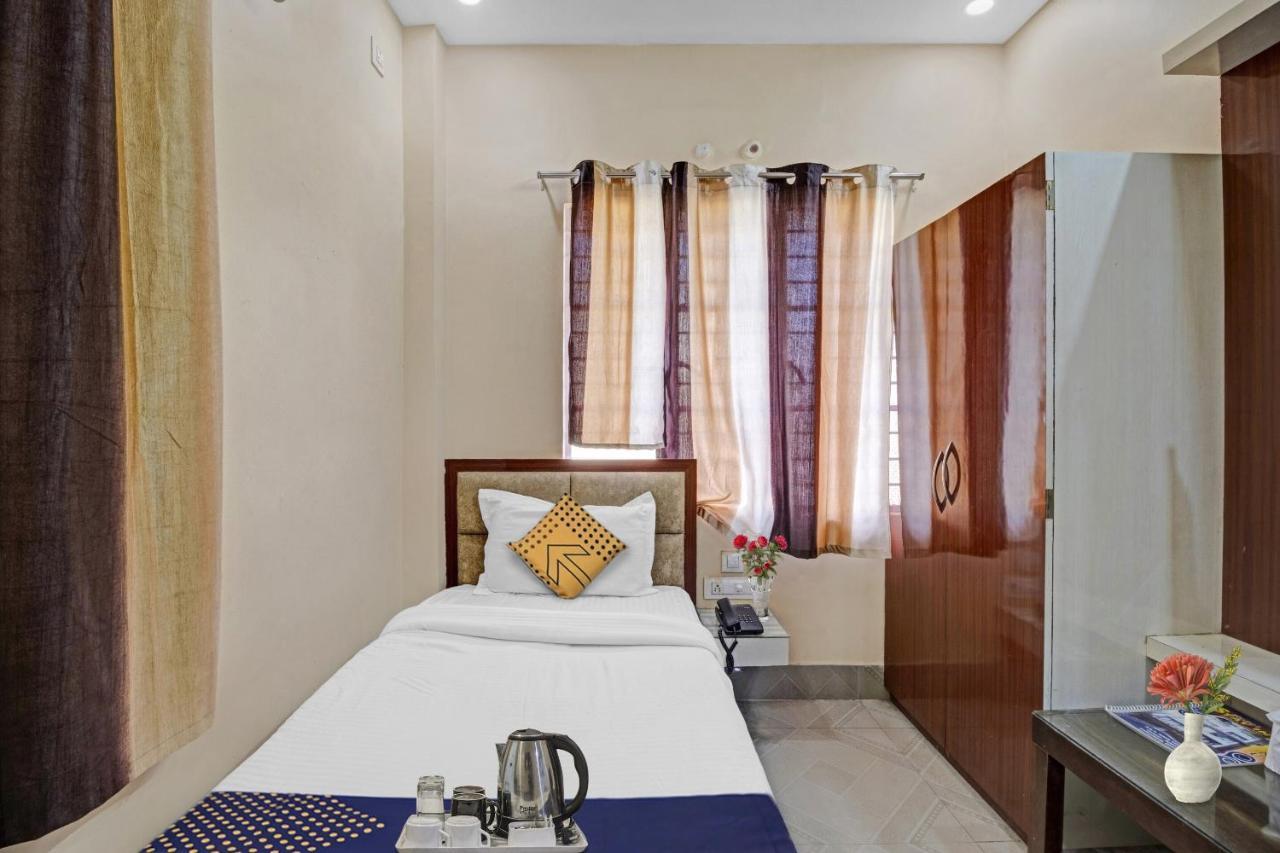 SPOT ON 92807 Hotel Stay In Koch Bihār Exterior foto